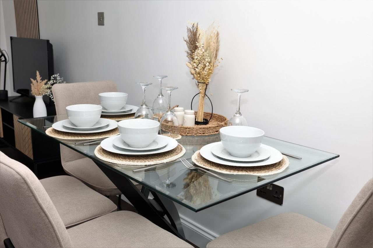 Apartamento Watford Luxury 1 Bed Flat - Free Parking Exterior foto